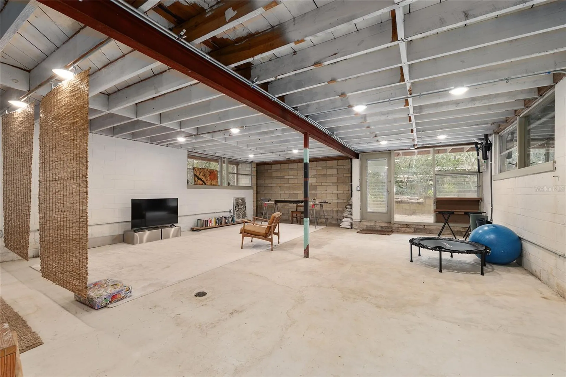 2062 NW 11th Road Gainesville FL 32605