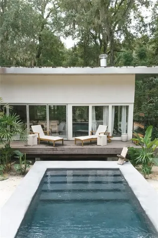 2062 NW 11th Road Gainesville FL 32605