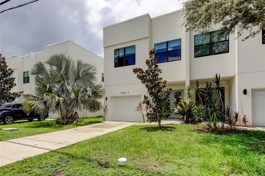 204 N Manhattan Avenue Tampa FL 33609