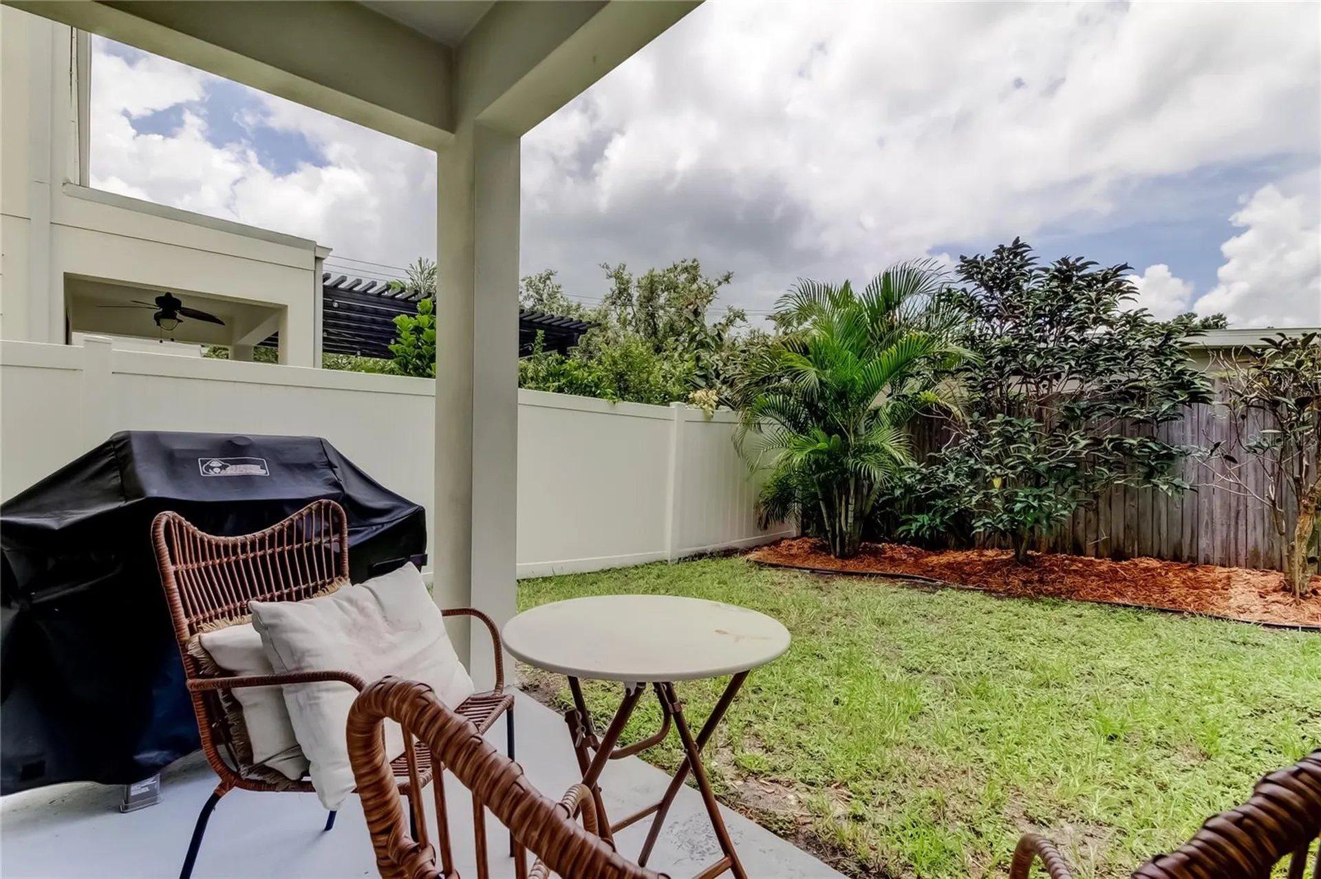 204 N Manhattan Avenue Tampa FL 33609