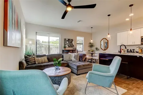 204 N Manhattan Avenue Tampa FL 33609