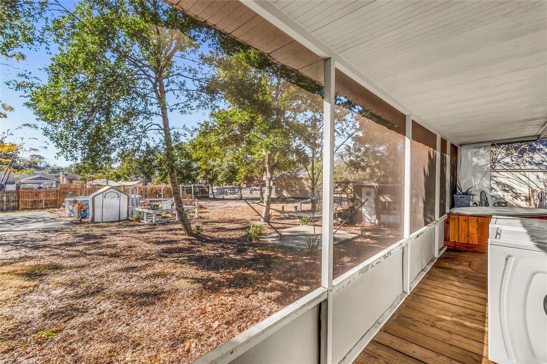 11408 Huggins Street Leesburg FL 34788