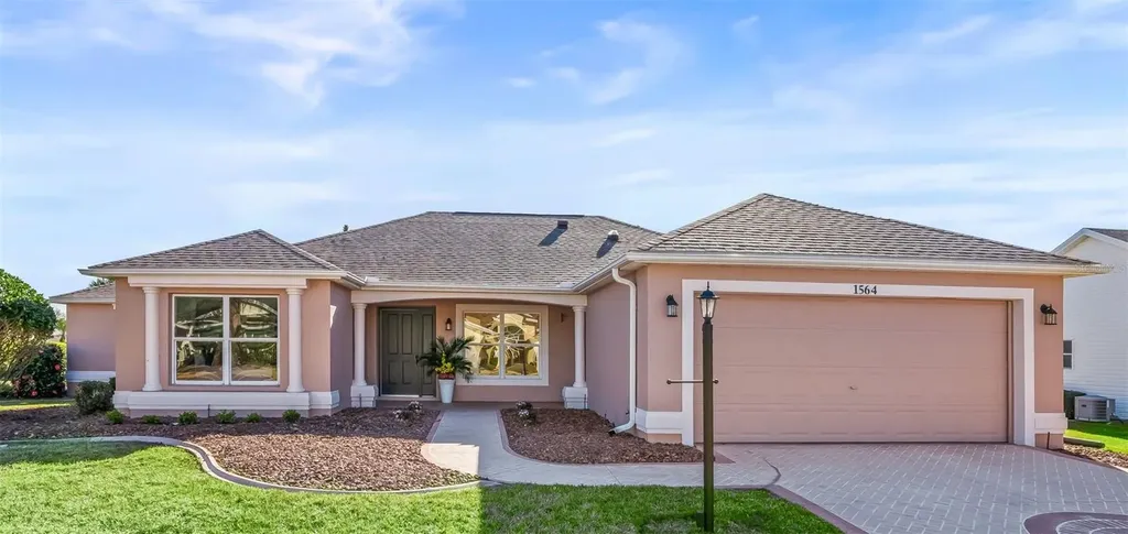 1564 Oak Forest Drive The Villages FL 32162