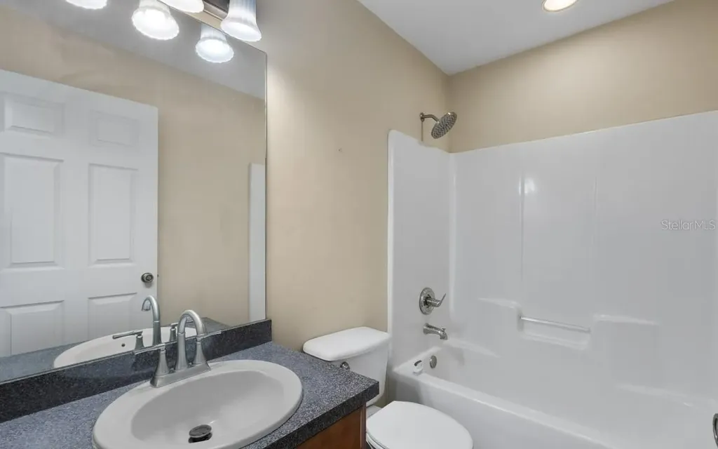 277 SW Long Leaf Drive Lake City FL 32024