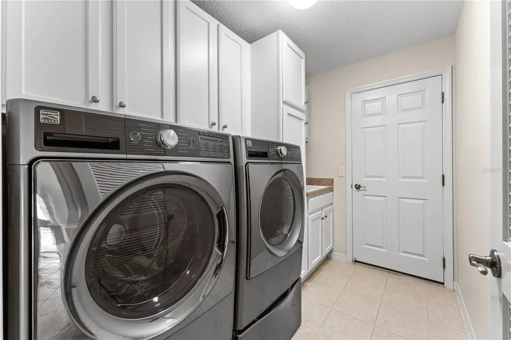 16905 SE 93rd Cuthbert Circle The Villages FL 32162