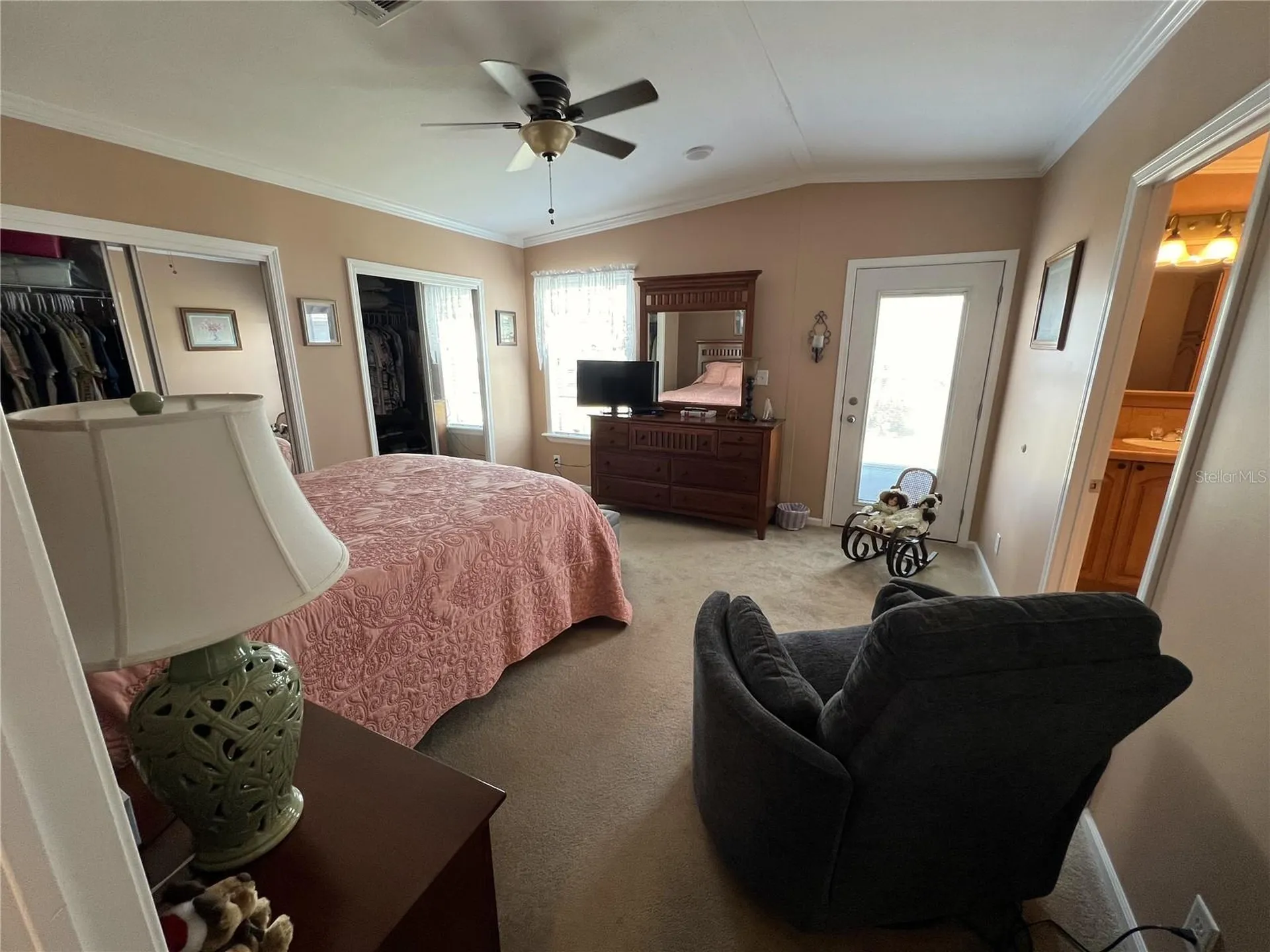 7316 Americana Drive NE St Petersburg FL 33702