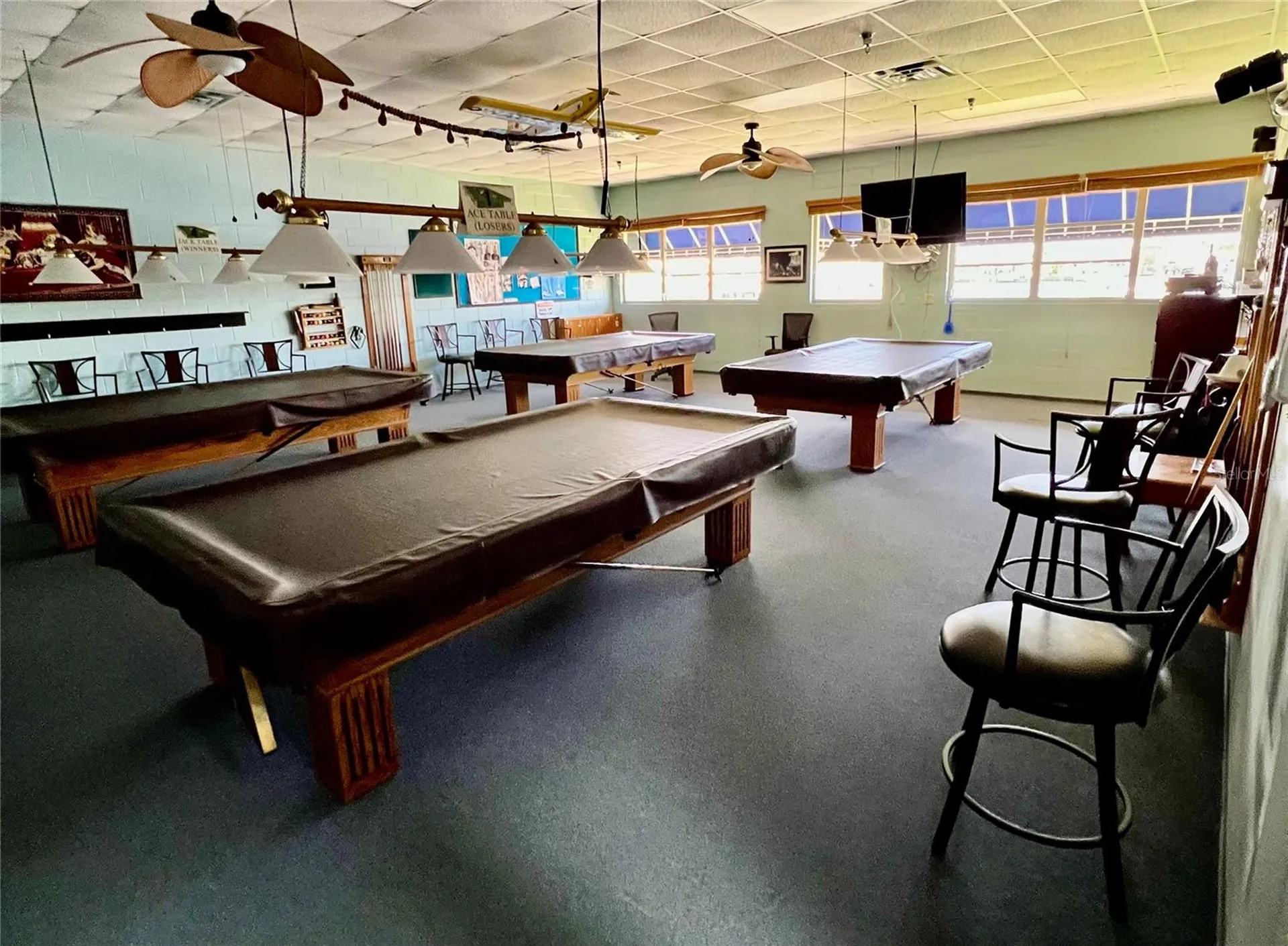 7316 Americana Drive NE St Petersburg FL 33702