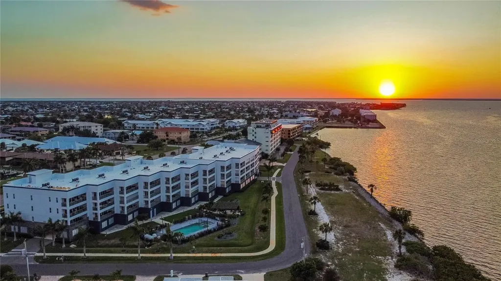 1425 Park Beach Circle Punta Gorda FL 33950