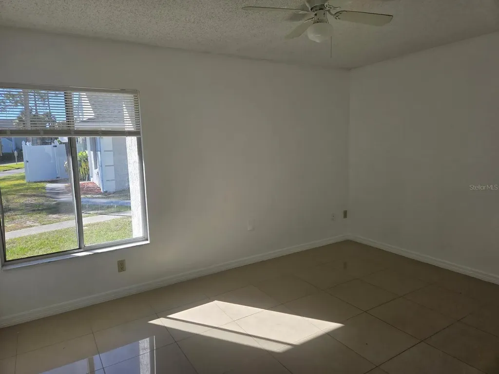 4367 White Pine Avenue Orlando FL 32811