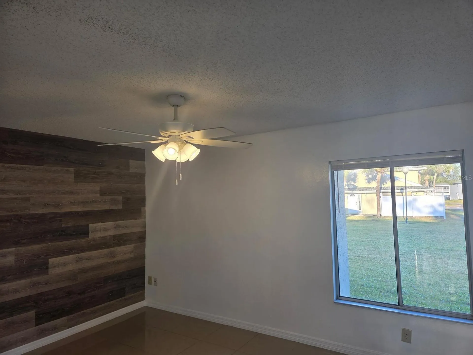 4367 White Pine Avenue Orlando FL 32811