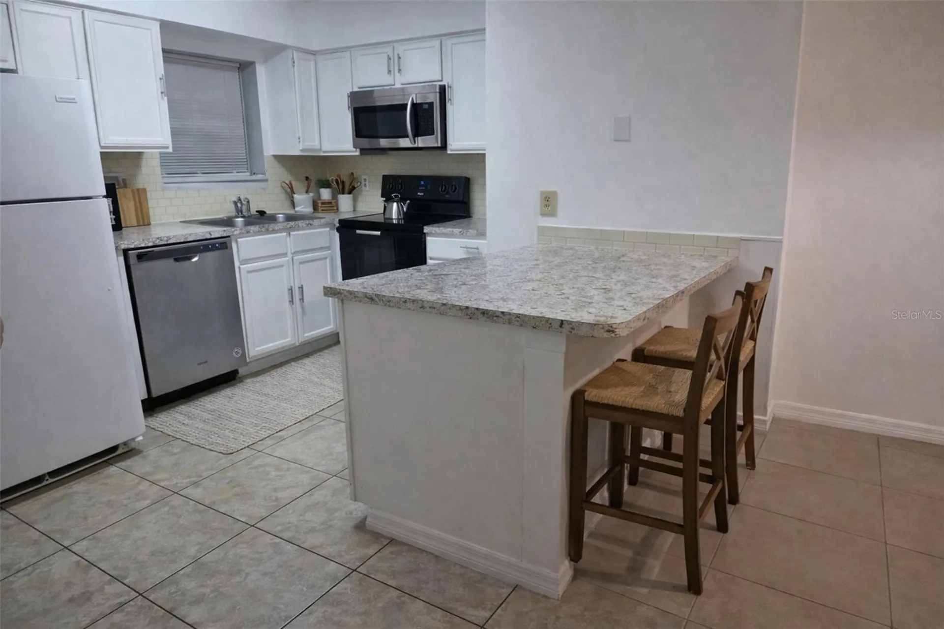 4367 White Pine Avenue Orlando FL 32811