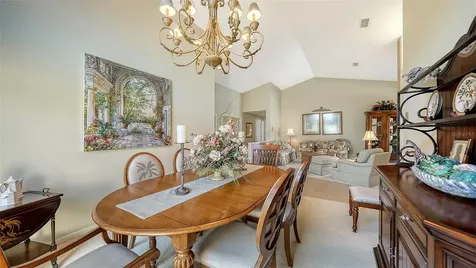 3941 Prairie Dunes Drive Sarasota FL 34238