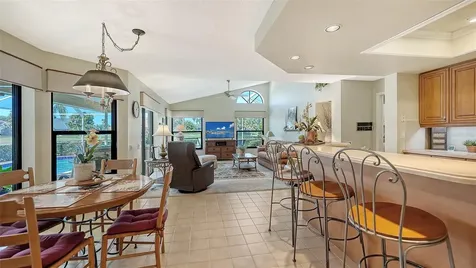 3941 Prairie Dunes Drive Sarasota FL 34238