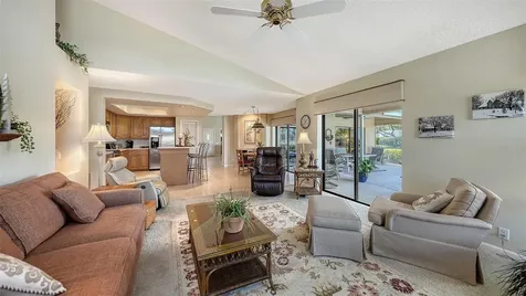 3941 Prairie Dunes Drive Sarasota FL 34238