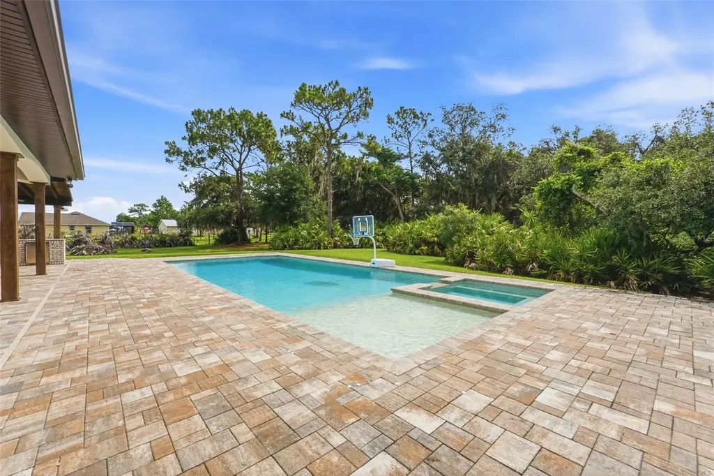 4231 Albritton Road St Cloud FL 34772