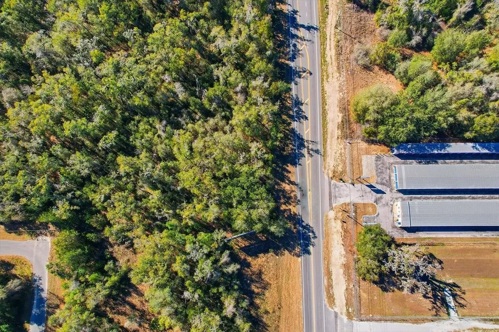 7021 & 7017 N Lecanto Highway Hernando FL 34442