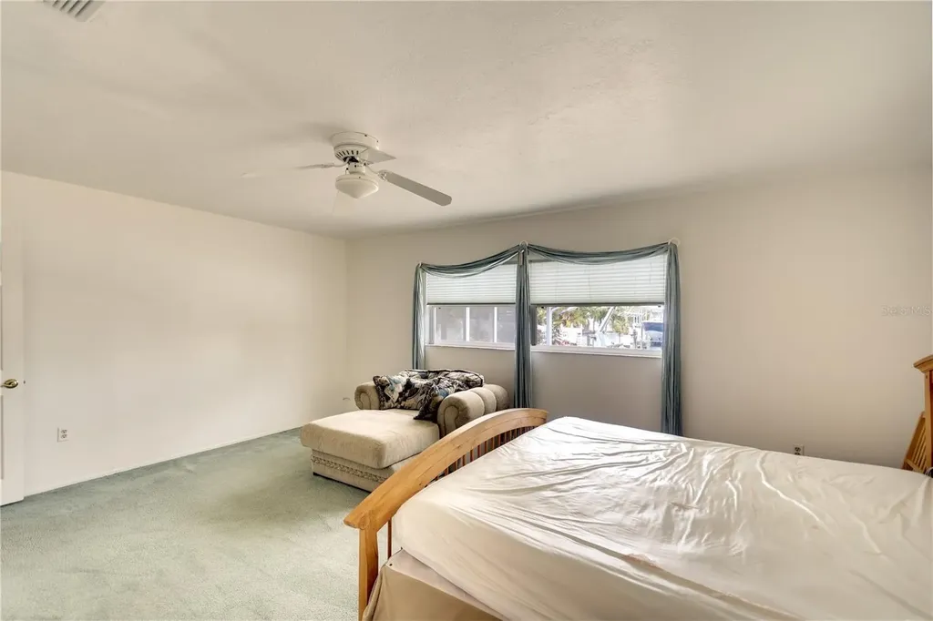 9820 Royal Palm Drive Bradenton FL 34210