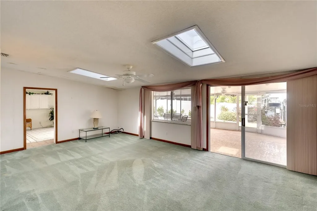 9820 Royal Palm Drive Bradenton FL 34210