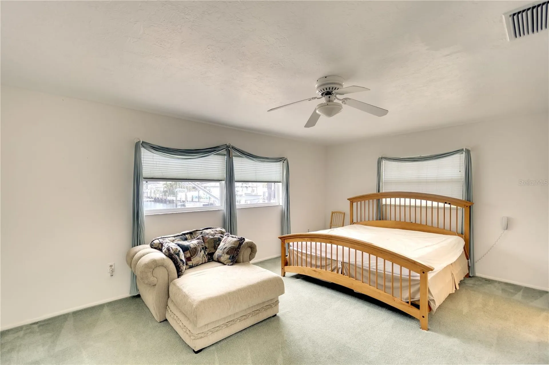 9820 Royal Palm Drive Bradenton FL 34210