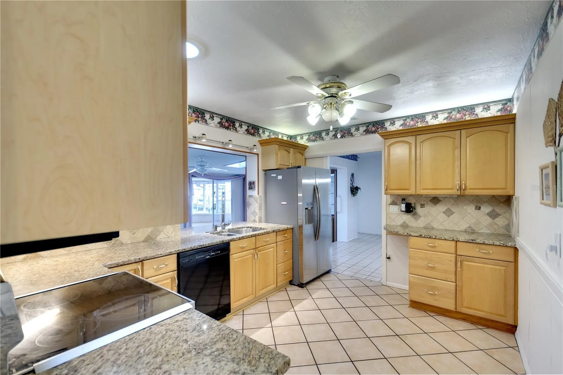 9820 Royal Palm Drive Bradenton FL 34210