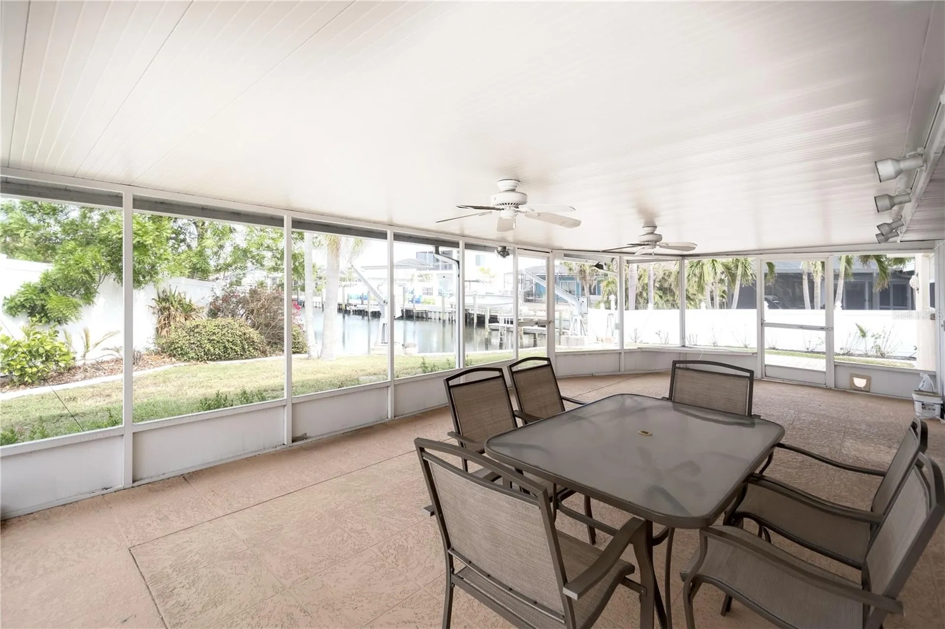9820 Royal Palm Drive Bradenton FL 34210