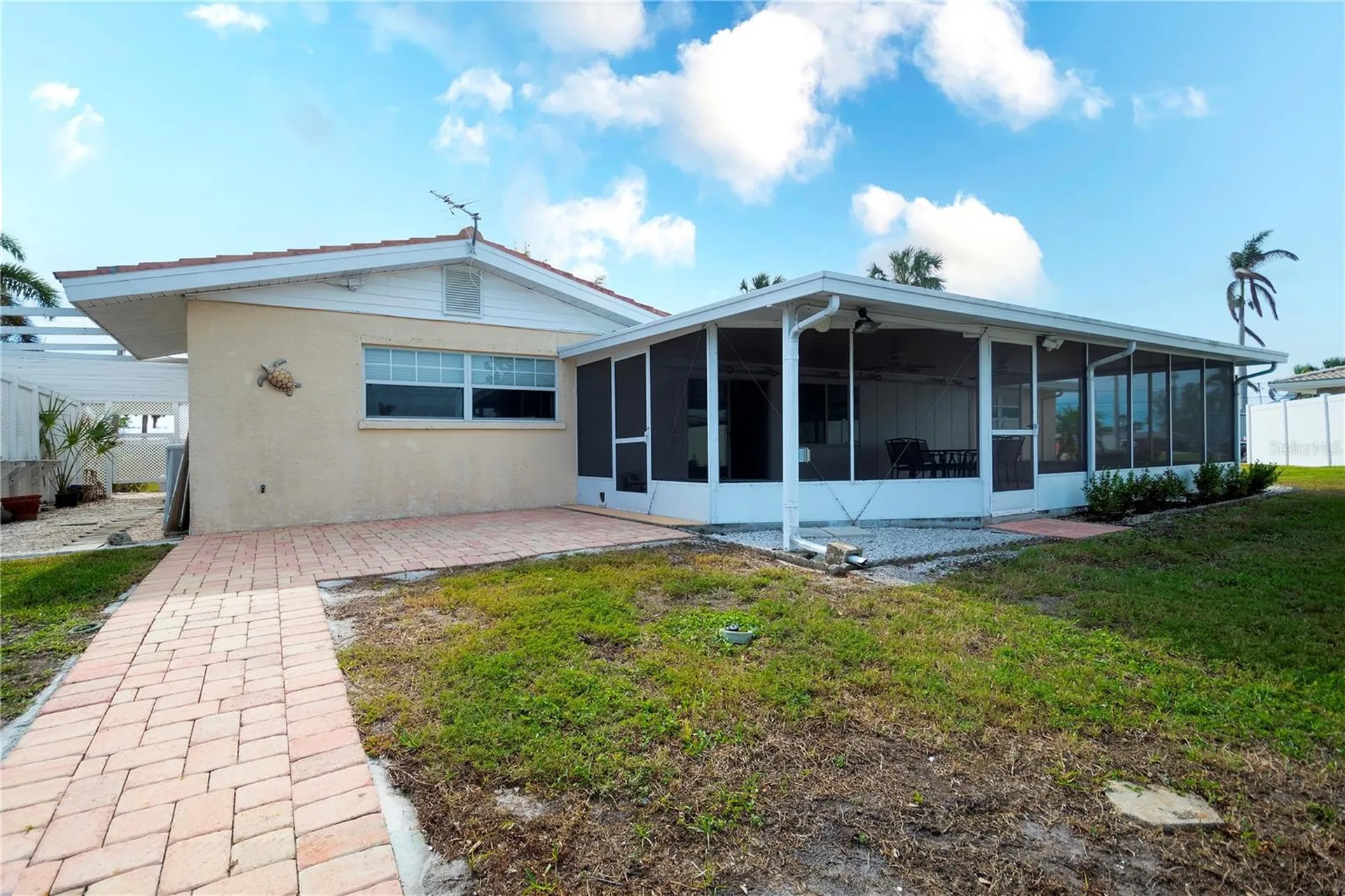 9820 Royal Palm Drive Bradenton FL 34210