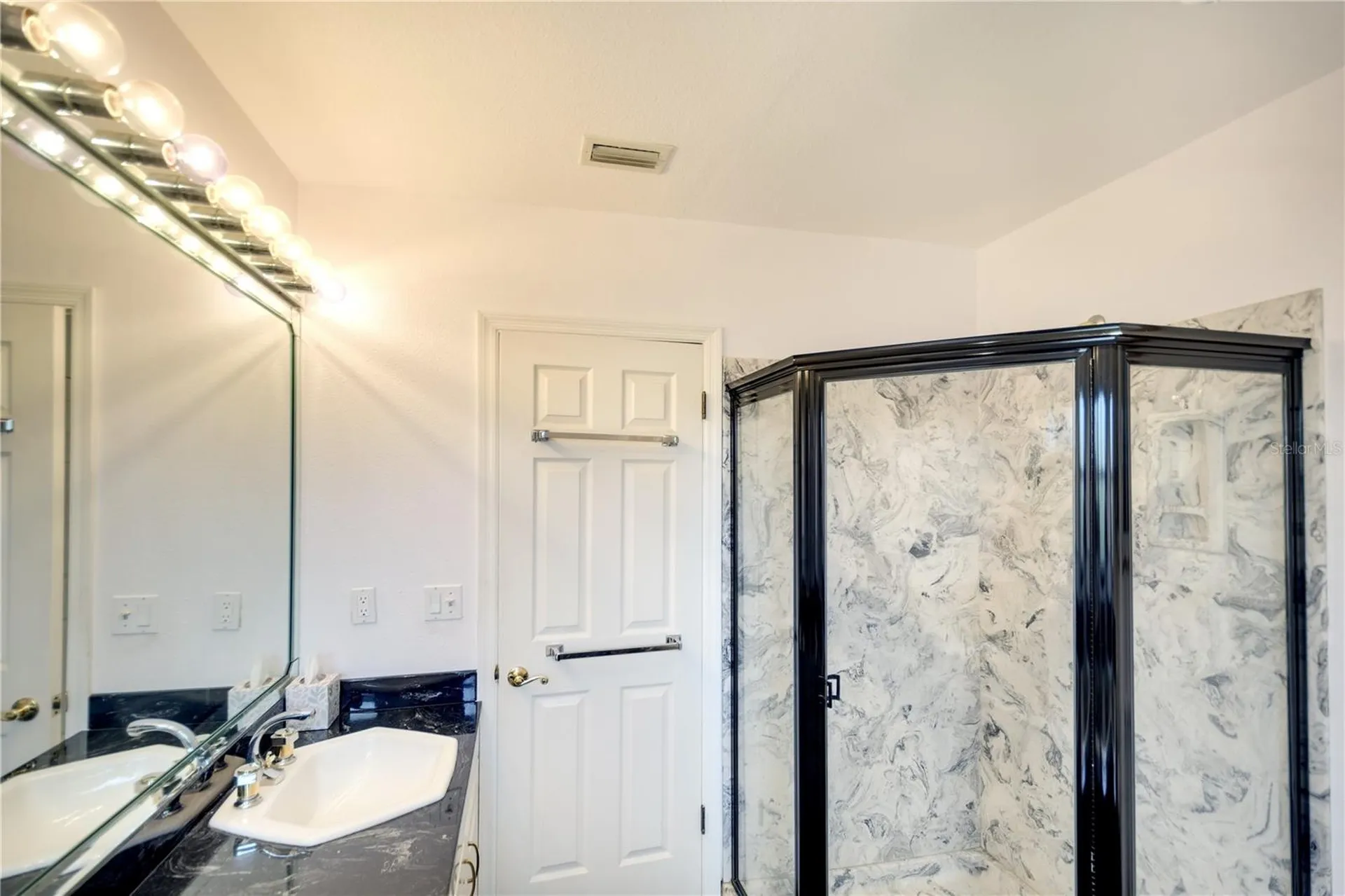 9820 Royal Palm Drive Bradenton FL 34210