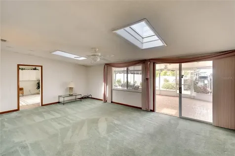 9820 Royal Palm Drive Bradenton FL 34210