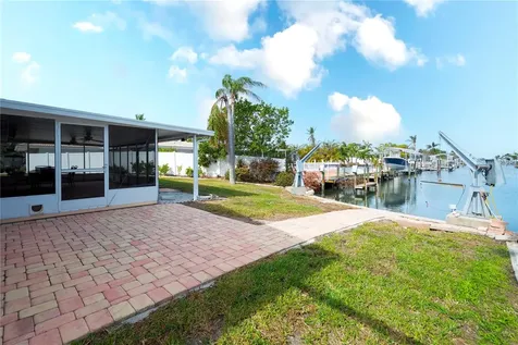 9820 Royal Palm Drive Bradenton FL 34210