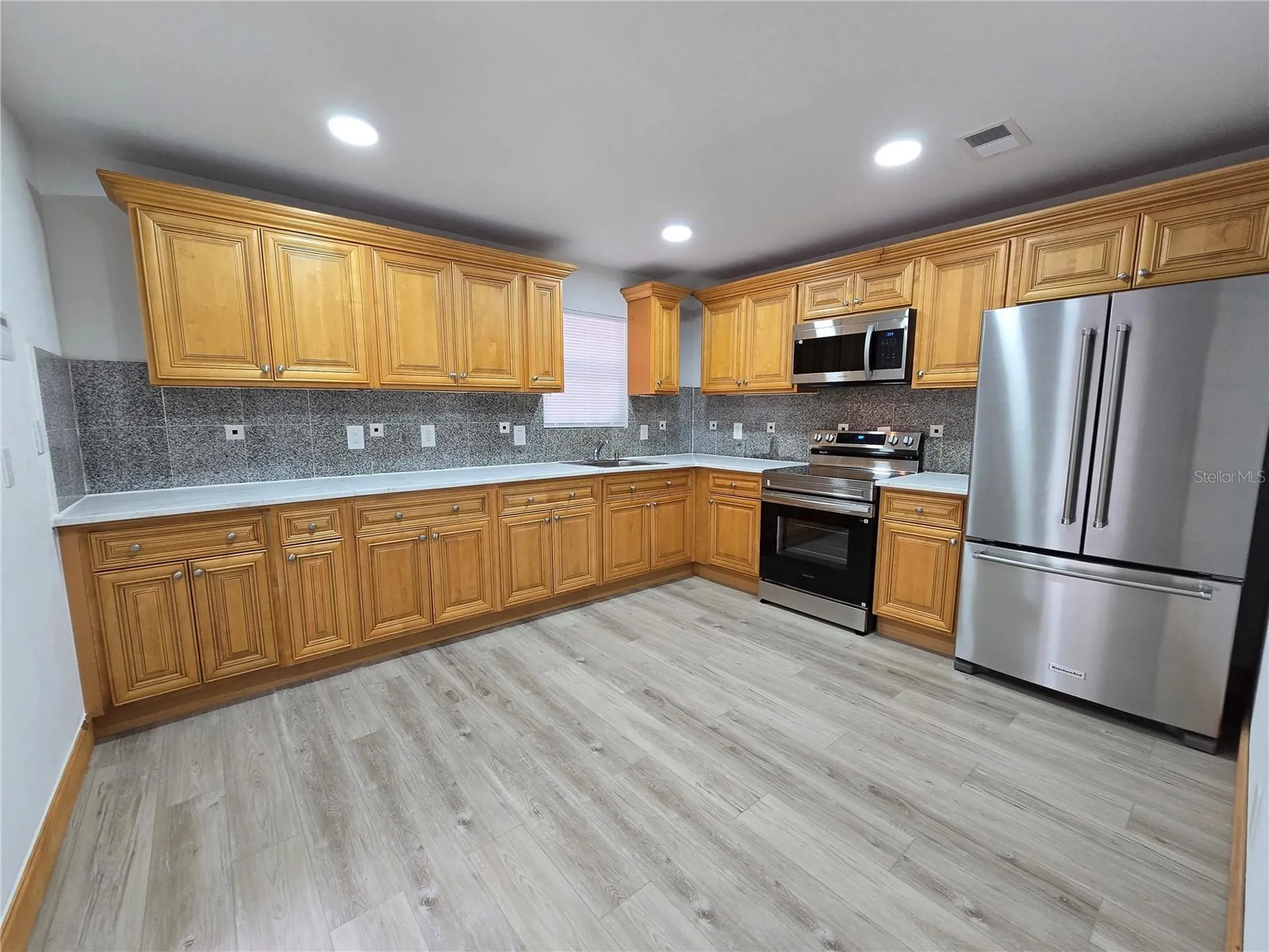 1652 Lake Avenue Lehigh Acres FL 33972