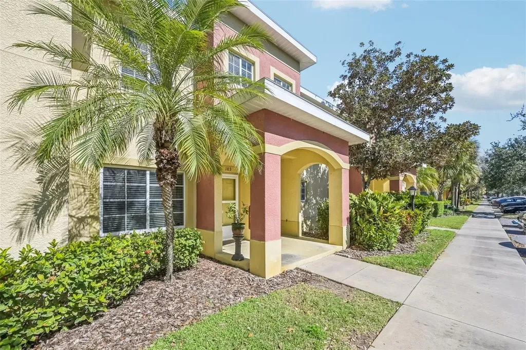 3715 45th Terrace W Bradenton FL 34210