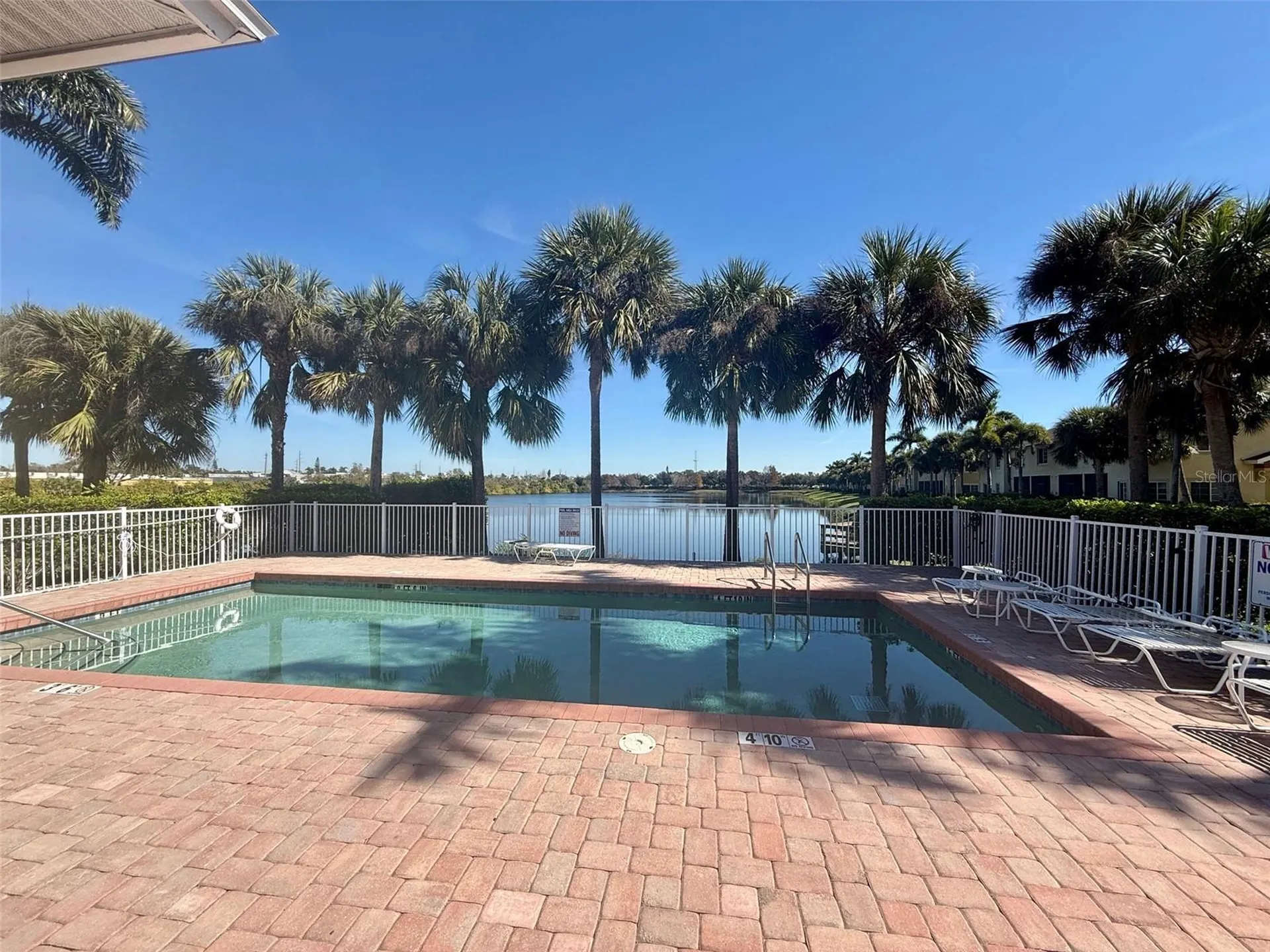 3715 45th Terrace W Bradenton FL 34210