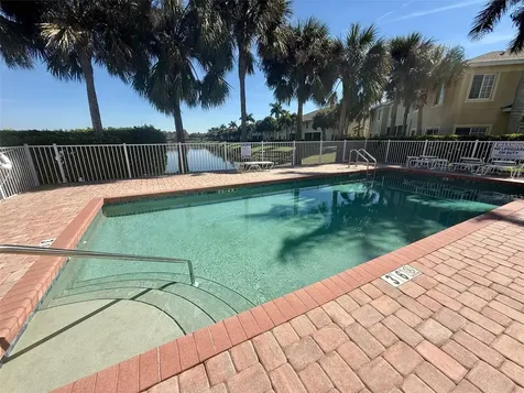 3715 45th Terrace W Bradenton FL 34210