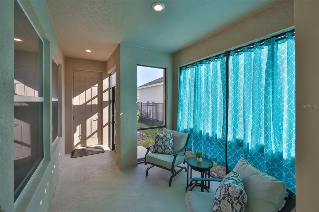 13908 Kingfisher Glen Drive Lithia FL 33547