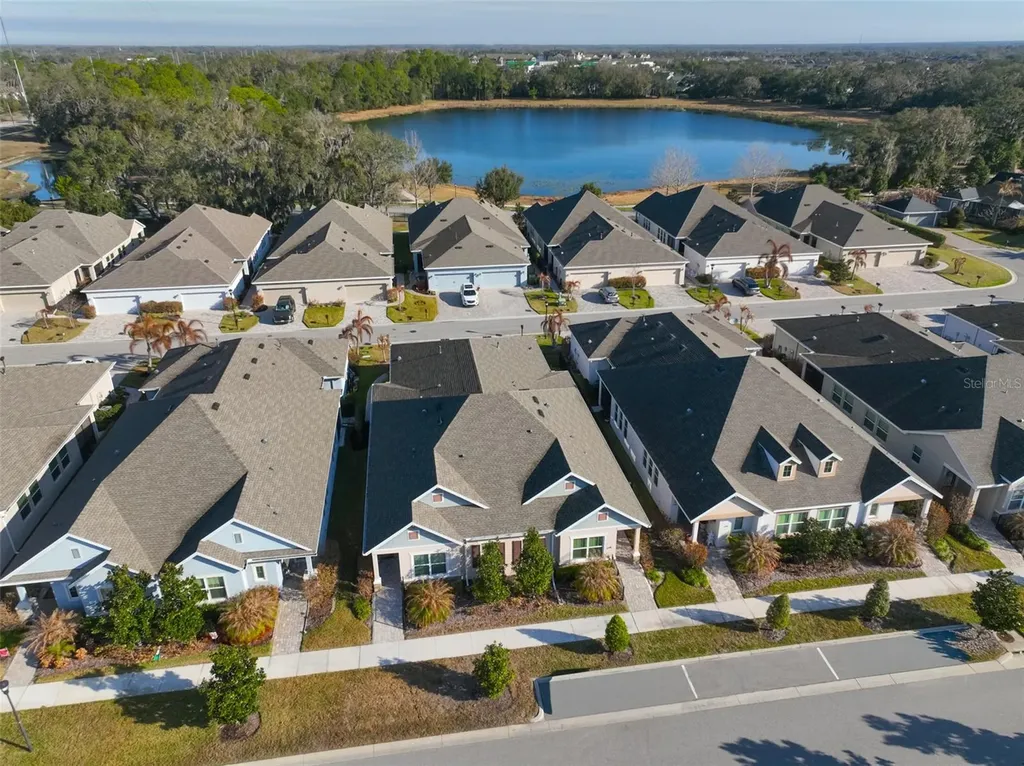 13908 Kingfisher Glen Drive Lithia FL 33547