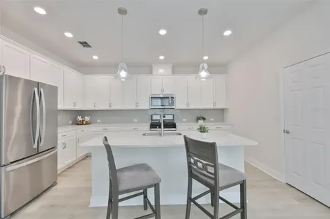 13908 Kingfisher Glen Drive Lithia FL 33547
