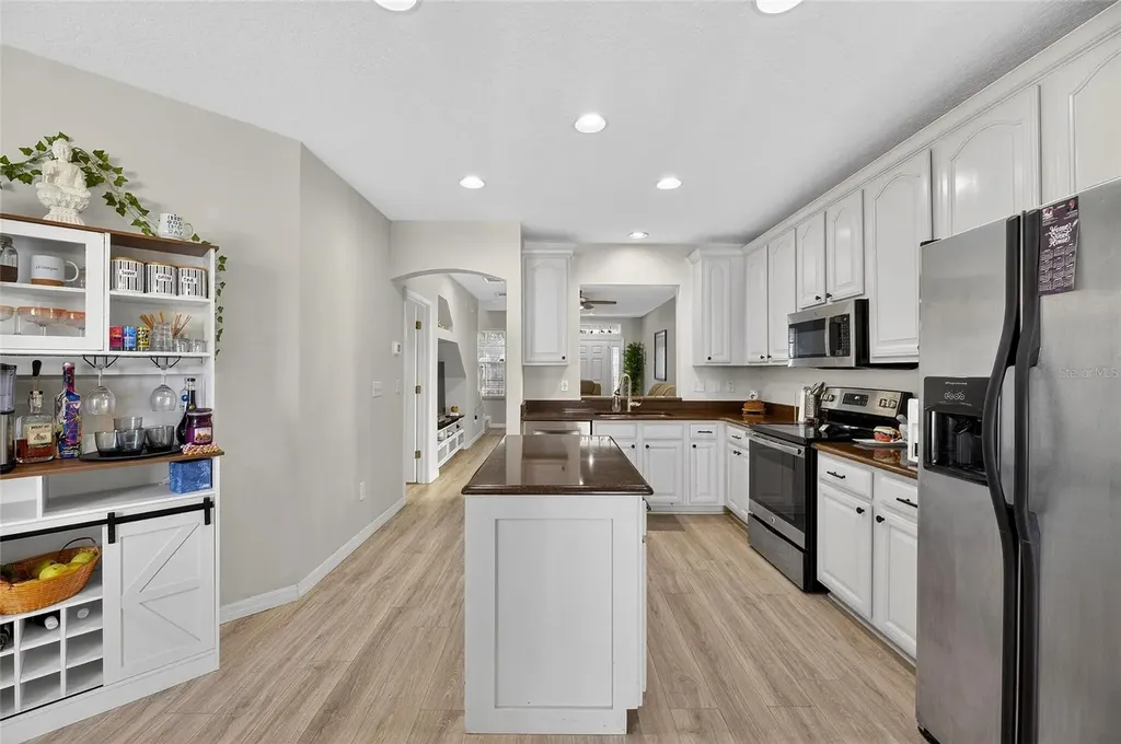 5914 Beaconpark Street Lithia FL 33547