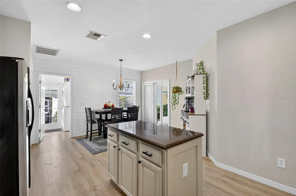 5914 Beaconpark Street Lithia FL 33547