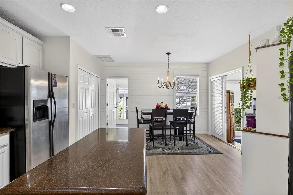5914 Beaconpark Street Lithia FL 33547