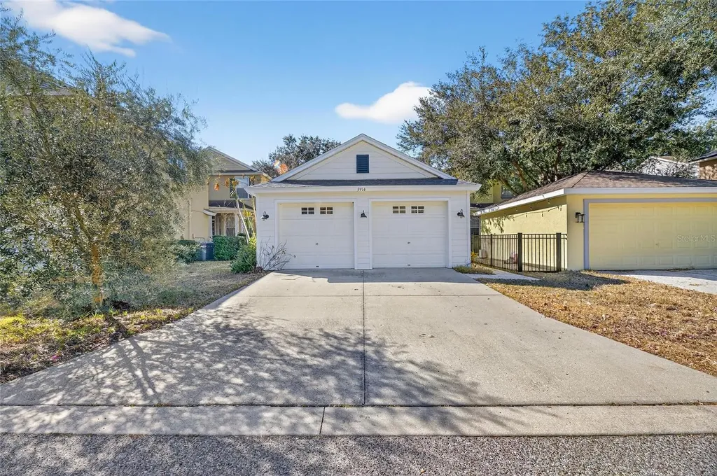 5914 Beaconpark Street Lithia FL 33547