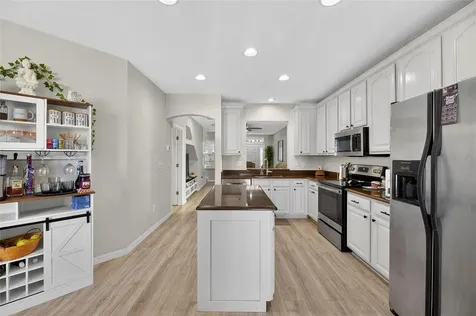 5914 Beaconpark Street Lithia FL 33547