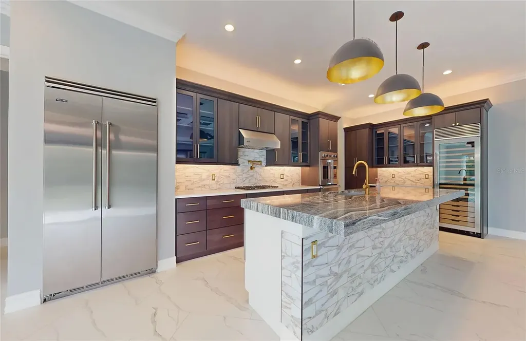 5951 Bay Drive Gulfport FL 33707