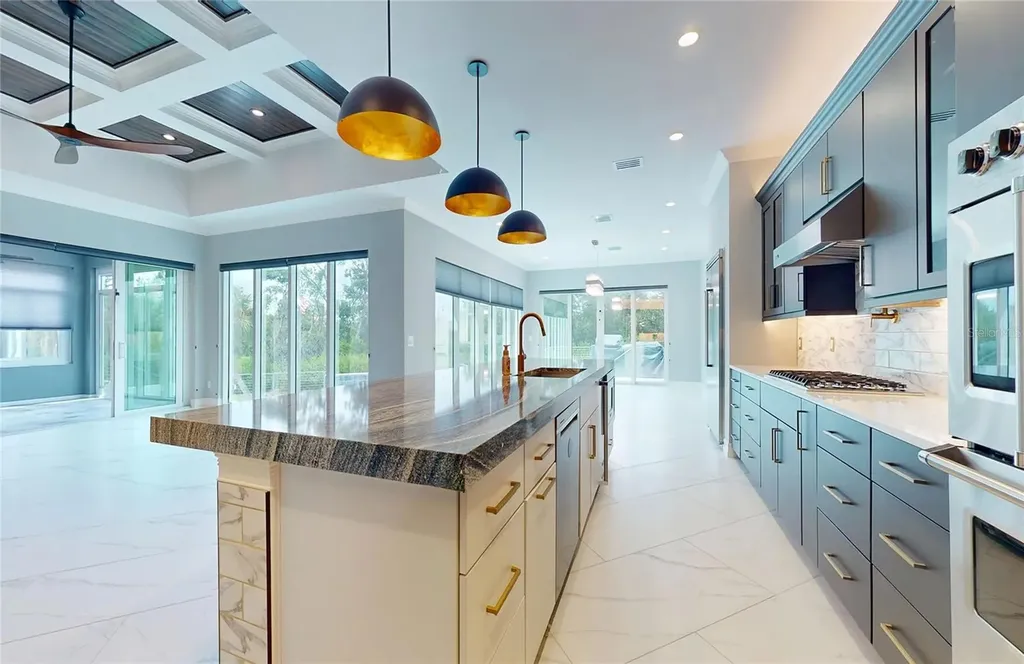5951 Bay Drive Gulfport FL 33707