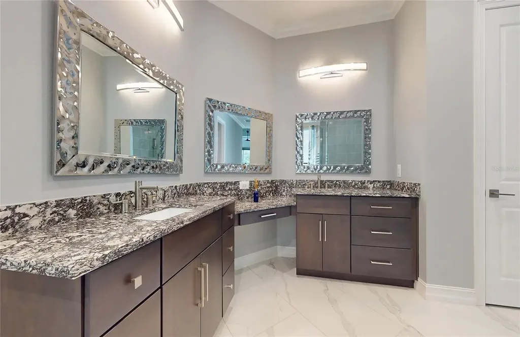 5951 Bay Drive Gulfport FL 33707