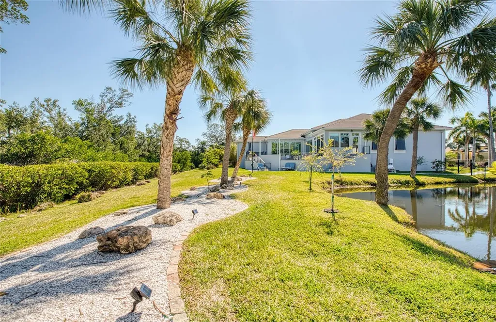 5951 Bay Drive Gulfport FL 33707