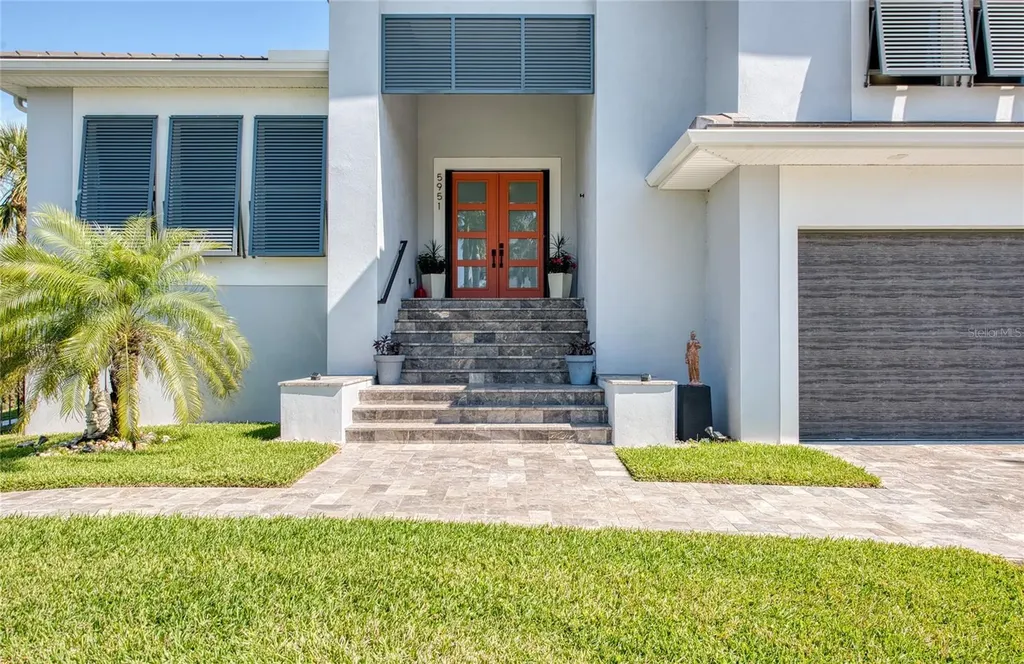 5951 Bay Drive Gulfport FL 33707