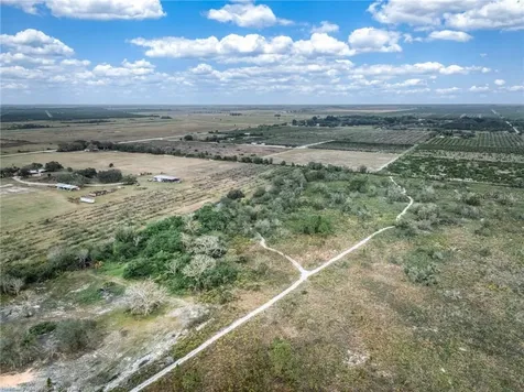 701 Jolly Lane Lorida FL 33857