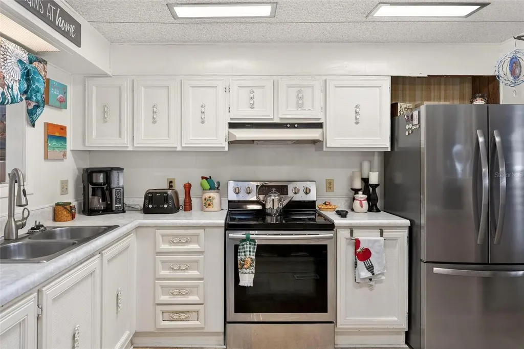 1018 Southland Drive Tavares FL 32778