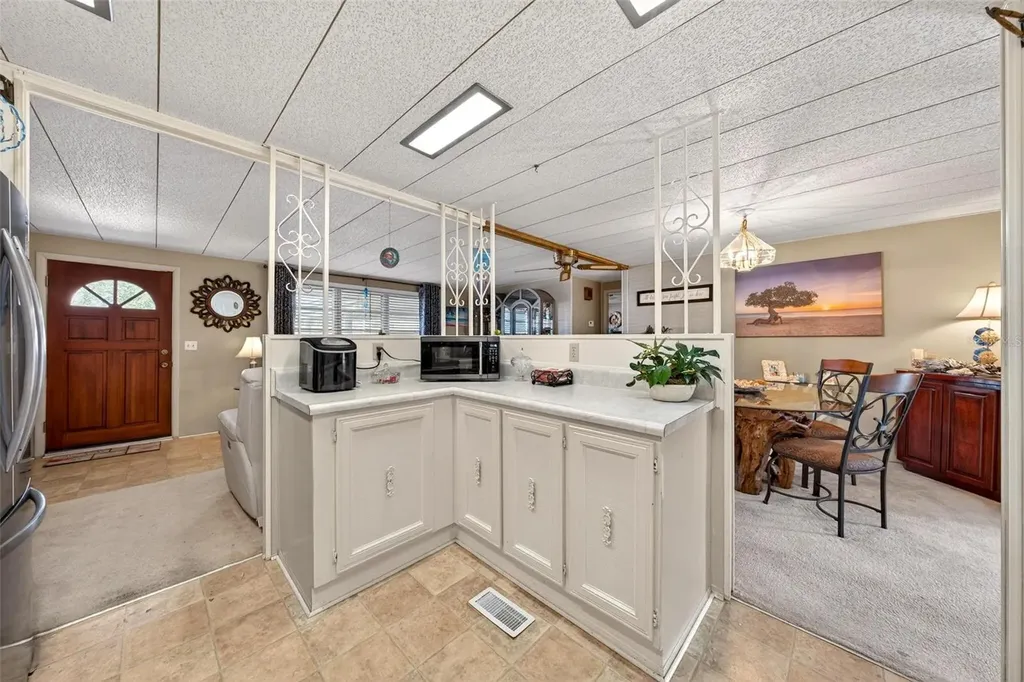 1018 Southland Drive Tavares FL 32778
