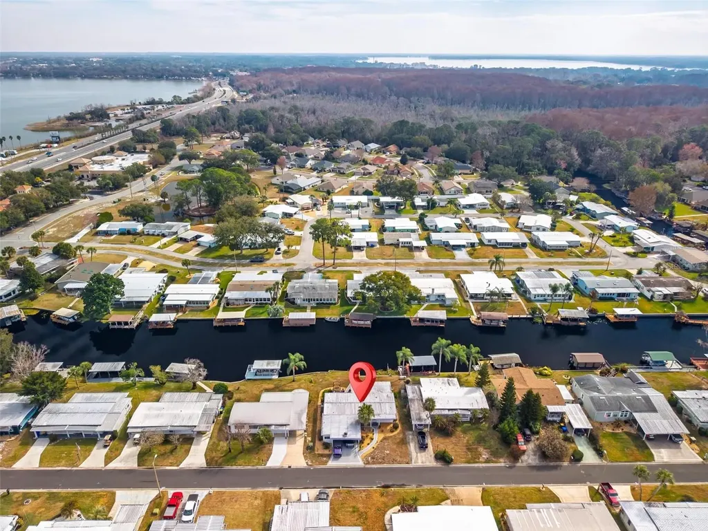 1018 Southland Drive Tavares FL 32778